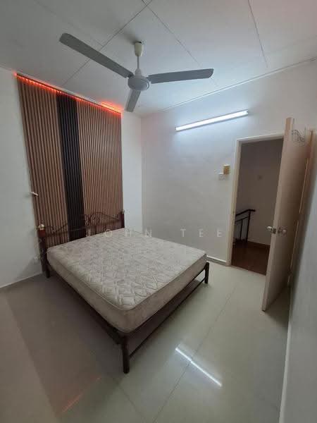 Terraced House for Rent in Bandar Botanic (Klang) - John Tee - Bedroom - PropertyGuru.com.my