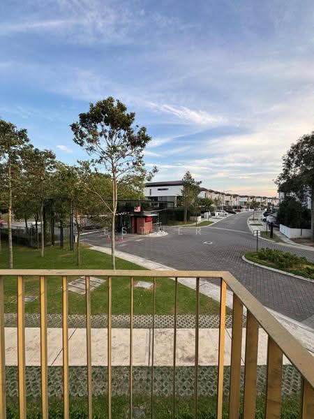 Townhouse for Rent in Kajang (Selangor) - Esther Tan - Exterior - PropertyGuru.com.my