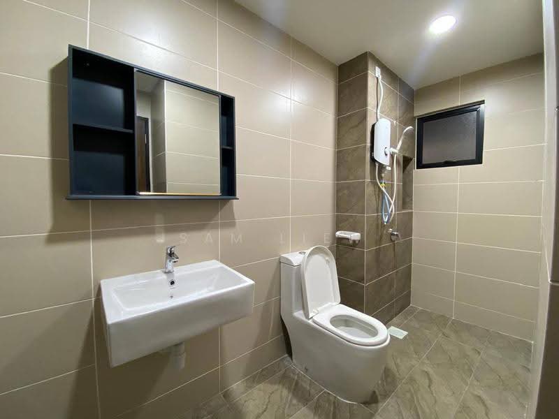 Kediaman Servis untuk Disewa di Veranda Residence - Sam Liew - Bathroom - PropertyGuru.com.my