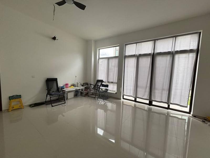 Rumah Berkembar untuk Disewa di Iskandar Puteri (Nusajaya) (Johor) - Oscar Wong - Living Room - PropertyGuru.com.my