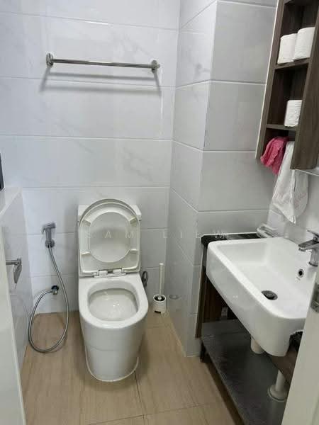 Kondominium untuk Disewa di PARC Regency (Residensi Masai) - Sam Liew - Bathroom - PropertyGuru.com.my