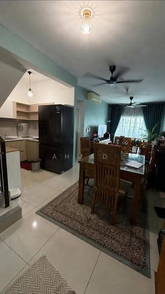 Kediaman Servis untuk Dijual di Cerrado Residence @ Southville City - Ahmad Muslim - Kitchen - PropertyGuru.com.my