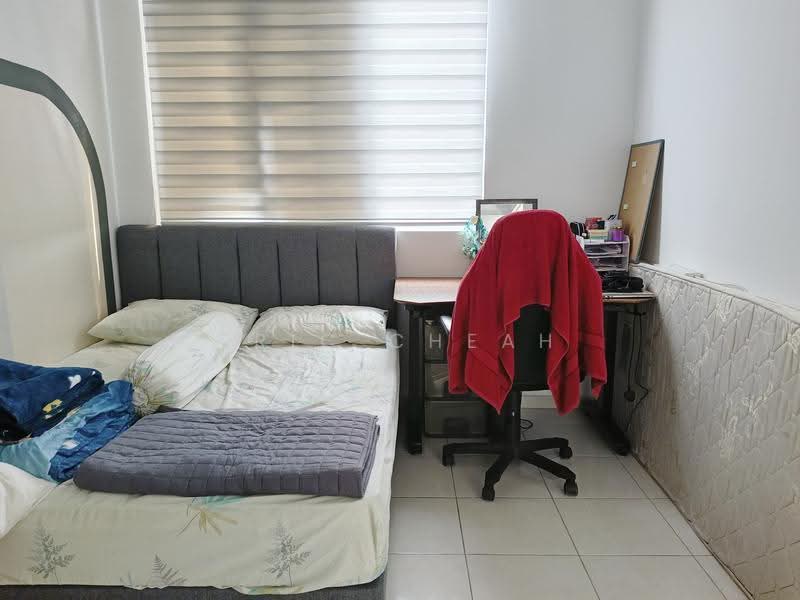 Apartment for Sale at Seri Topaz - Eric Cheah - Bedroom - PropertyGuru.com.my