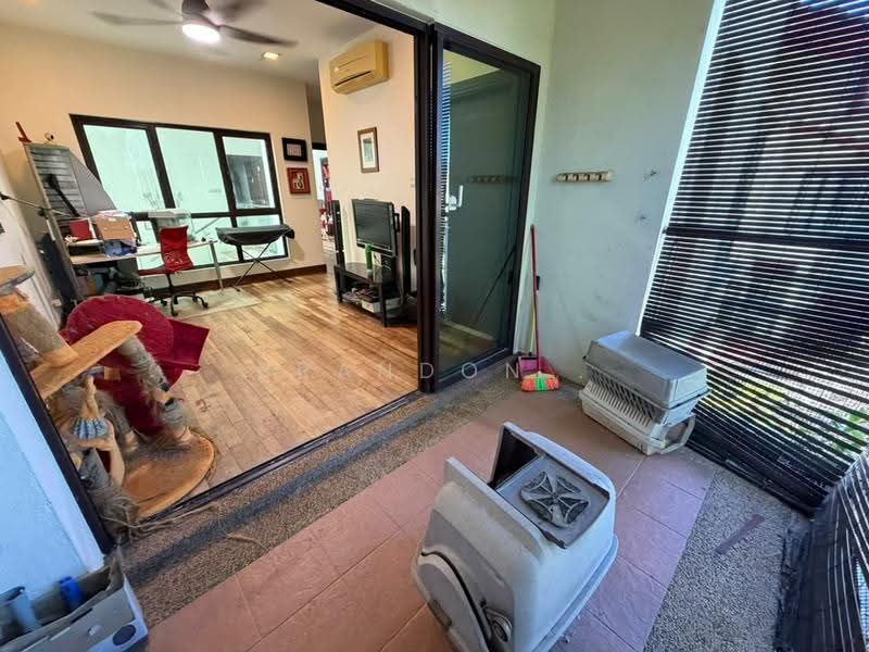 Rumah Berkembar untuk Dijual di KL City Centre (Kuala Lumpur) - Brandon . - Living Room - PropertyGuru.com.my