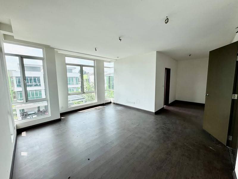 Semi-Detached House for Sale in Ramal Villa (Kajang) - Ahmad Muslim - Living Room - PropertyGuru.com.my