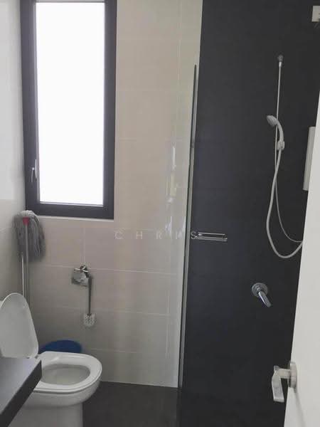 Kediaman Servis untuk Dijual di Eco Nest - Chris Liew - Bathroom - PropertyGuru.com.my