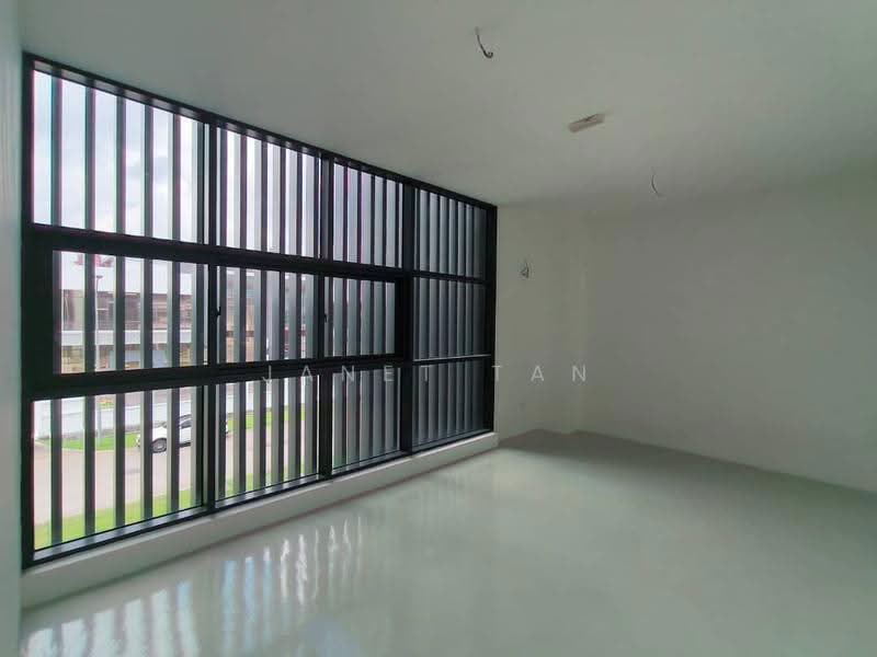 Kilang Berkembar untuk Dijual di Alam Jaya Business Park (Gelang Patah) - Janet Tan - Interior - PropertyGuru.com.my