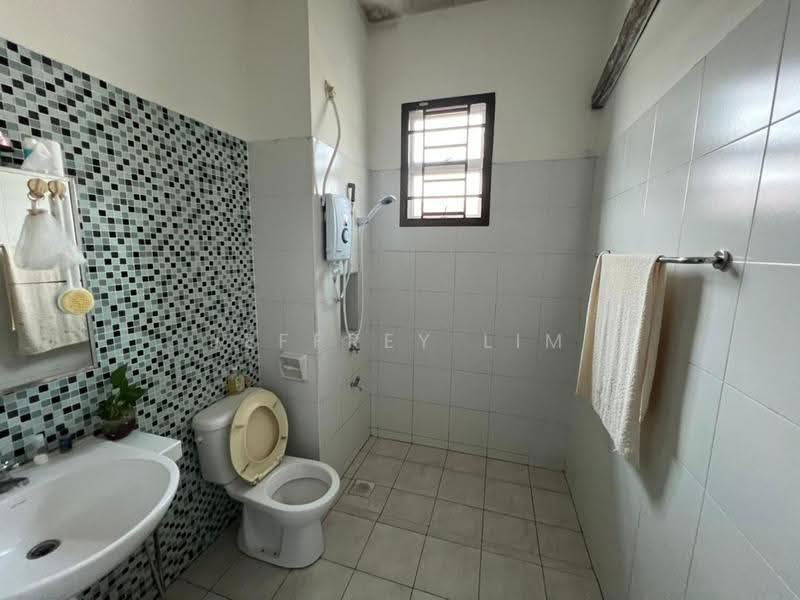 2-storey Terraced House for Sale in Taman Lagenda Putra (Kulai) - Jeffrey Lim - PropertyGuru.com.my