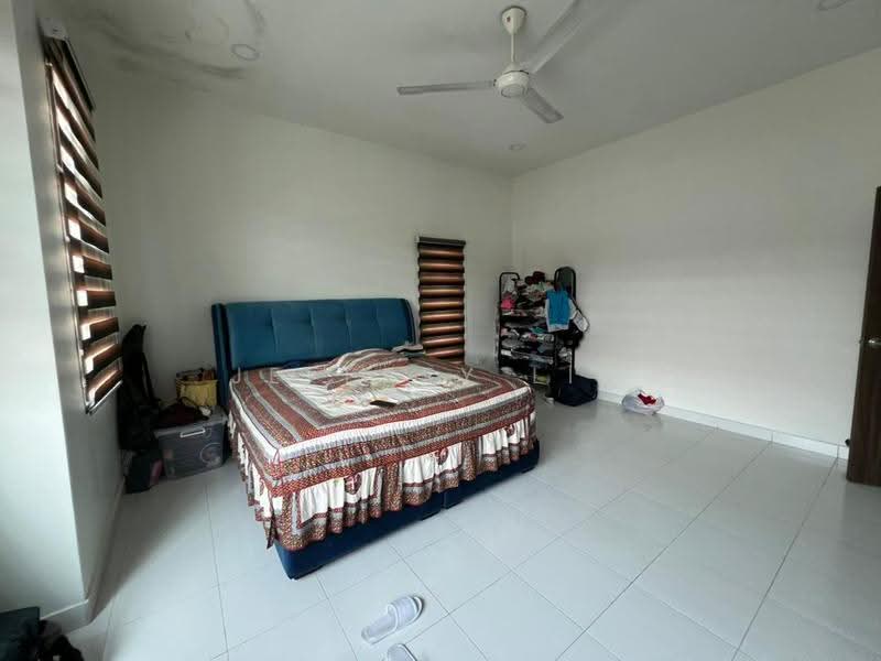 2-storey Terraced House for Sale in Taman Lagenda Putra (Kulai) - Jeffrey Lim - Bedroom - PropertyGuru.com.my