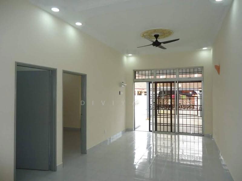 Rumah Teres 1-Tingkat untuk Disewa di Taman Puteri Wangsa (Ulu Tiram) - Diviya . - PropertyGuru.com.my