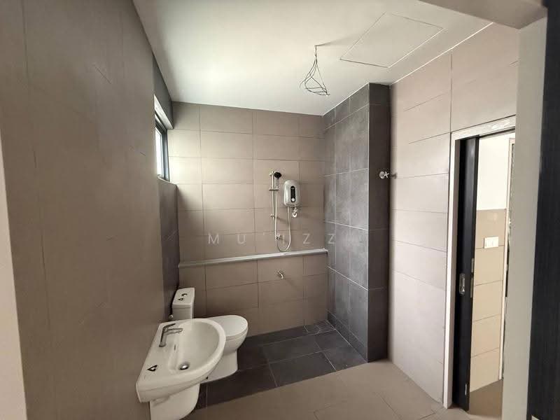 Rumah Teres 2-Tingkat untuk Dijual di Elmina (Shah Alam) - Mu'izz Halim - Bathroom - PropertyGuru.com.my