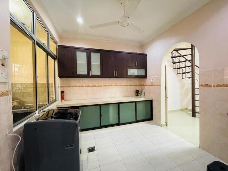 Rumah Teres 1-Tingkat untuk Disewa di Bukit Indah (Iskandar Puteri (Nusajaya)) - Sammi Hoo - Kitchen - PropertyGuru.com.my