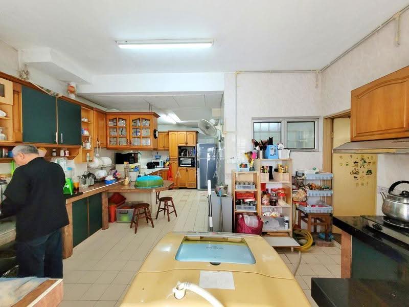 Rumah Teres 2-Tingkat untuk Dijual di Kota Damansara (Selangor) - Farah Rasul - Kitchen - PropertyGuru.com.my