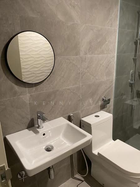 Service Residence for Rent at Quinn Residence - Kenny Lee - Bathroom - PropertyGuru.com.my