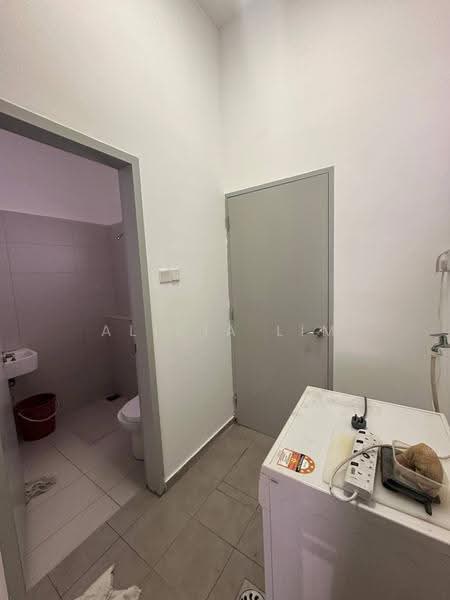 Terraced House for Rent in Johor Bahru (Johor) - Alicia Lim - Bathroom - PropertyGuru.com.my