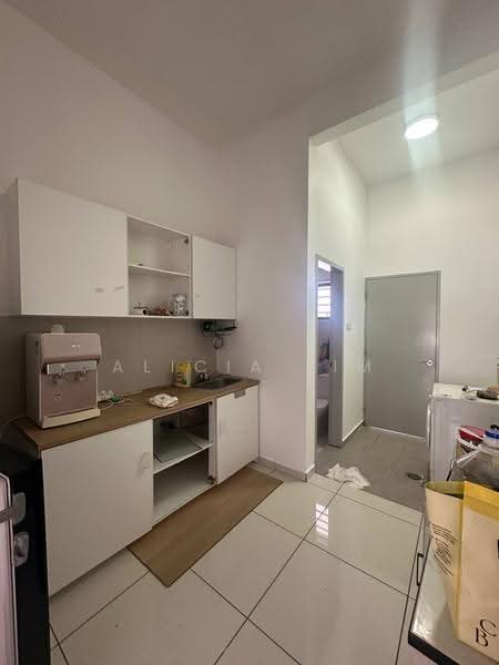 Terraced House for Rent in Johor Bahru (Johor) - Alicia Lim - Kitchen - PropertyGuru.com.my