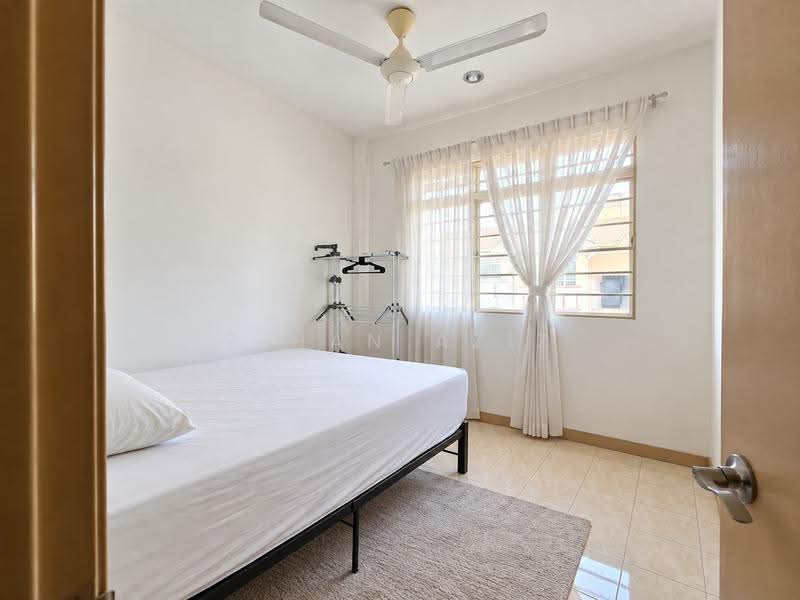Apartment for Sale at D'shire Villa - Zihan Aziz - Bedroom - PropertyGuru.com.my