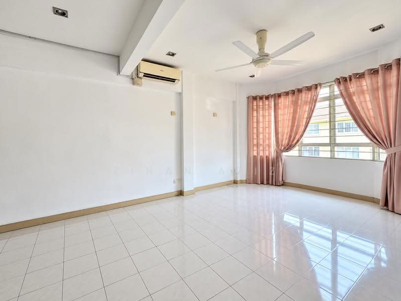 Apartment for Sale at D'shire Villa - Zihan Aziz - Living Room - PropertyGuru.com.my
