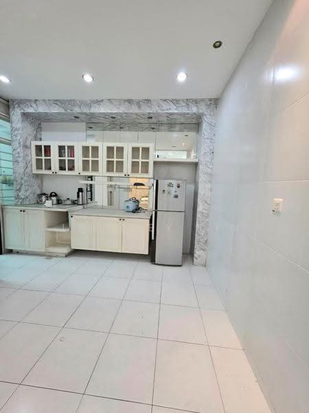 Rumah Teres 2-Tingkat untuk Dijual di Taman Impian Emas (Skudai) - Jeffrey Lim - Kitchen - PropertyGuru.com.my