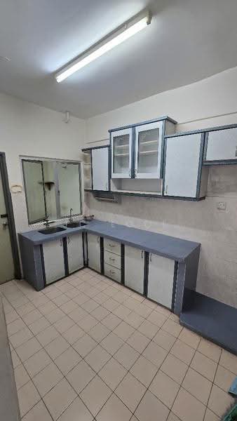 Pangsapuri untuk Dijual di Suria Kipark Damansara - JC Looi - Kitchen - PropertyGuru.com.my