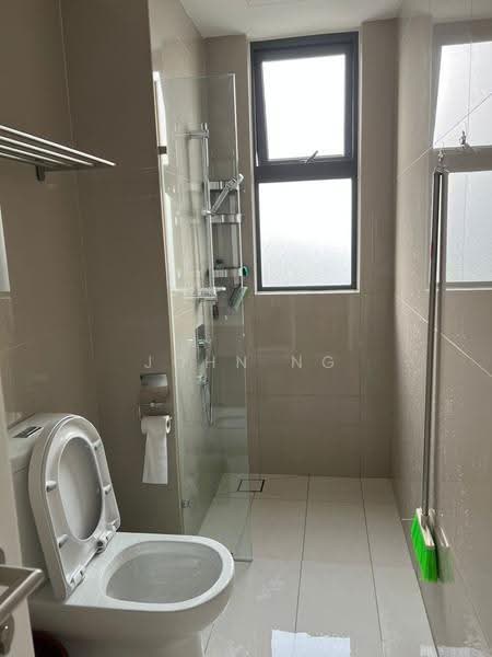 Service Residence for Sale at Southlink - John Ng - Bathroom - PropertyGuru.com.my