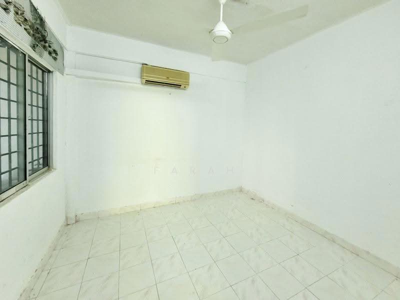 Rumah Berkembar untuk Dijual di Ampang Jaya (Ampang) - Farah Rasul - Interior - PropertyGuru.com.my
