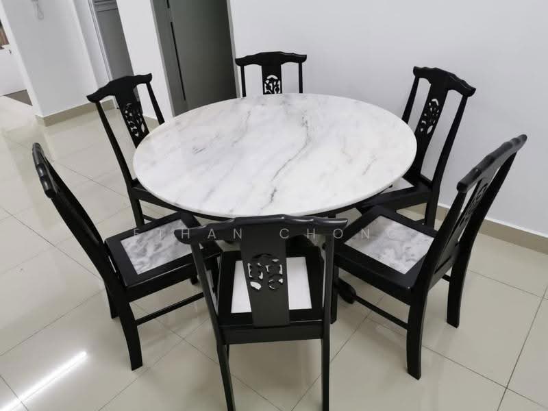 Service Residence for Sale at Maple Residences @ Bandar Bestari Klang - Ethan Chong - Dining Room - PropertyGuru.com.my