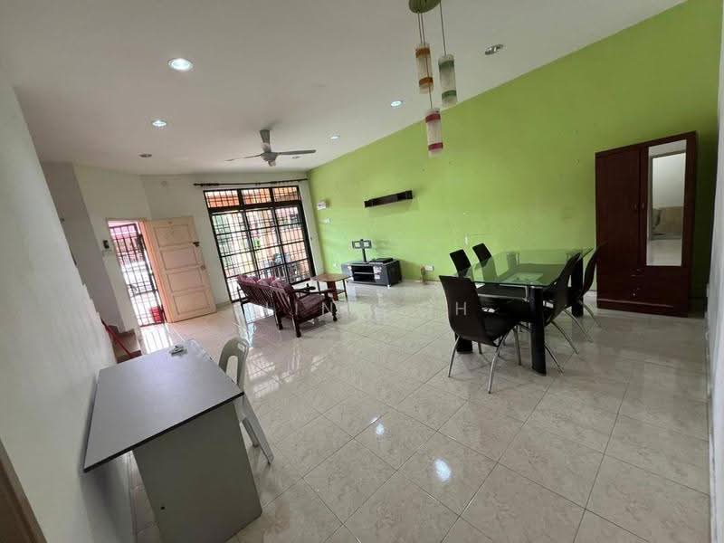 Rumah Teres 2-Tingkat untuk Dijual di Paya Rumput (Melaka) - Elin Goh - Living Room - PropertyGuru.com.my