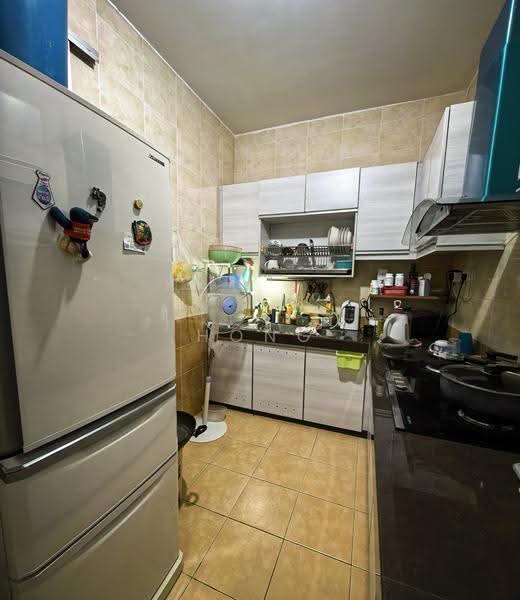 Apartment for Sale at Bukit Segambut Apartment - Hong . - Kitchen - PropertyGuru.com.my