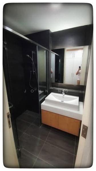 Kediaman Servis untuk Dijual di NOVUM - John Ng - Bathroom - PropertyGuru.com.my