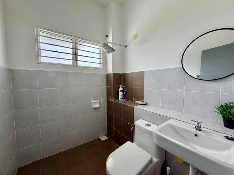 2-storey Terraced House for Sale in Rawang (Selangor) - AIMAN ZUHDI - PropertyGuru.com.my