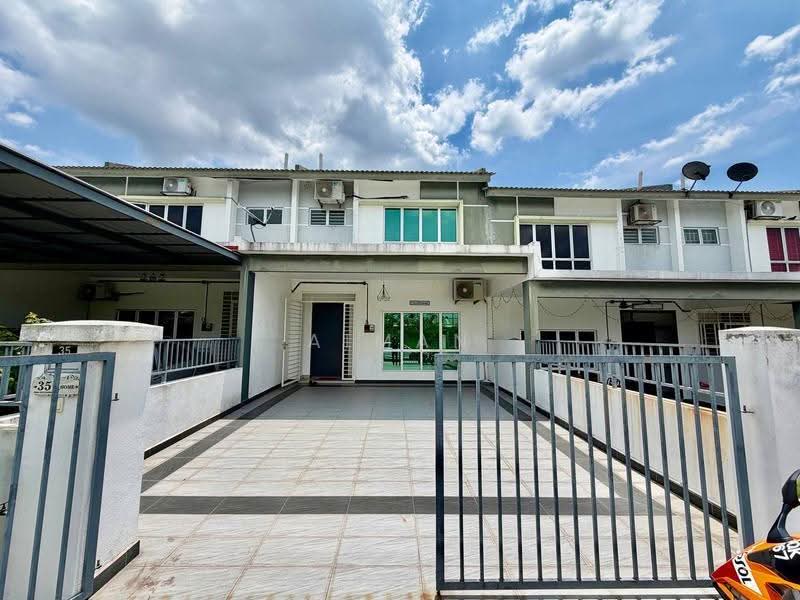 2-storey Terraced House for Sale in Rawang (Selangor) - AIMAN ZUHDI - PropertyGuru.com.my