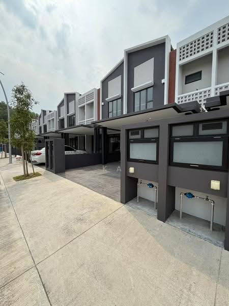2-storey Terraced House for Sale in Elmina (Shah Alam) - Ka Ee - Exterior - PropertyGuru.com.my