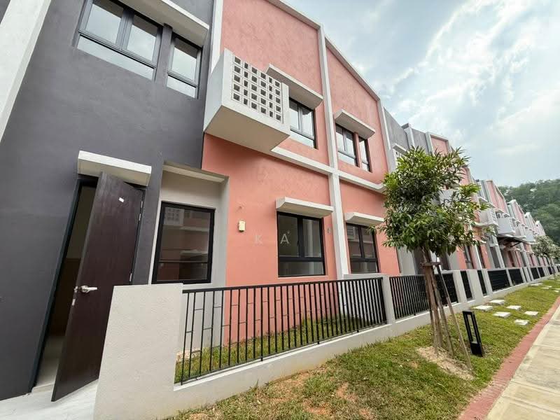 2-storey Terraced House for Sale in Elmina (Shah Alam) - Ka Ee - Exterior - PropertyGuru.com.my