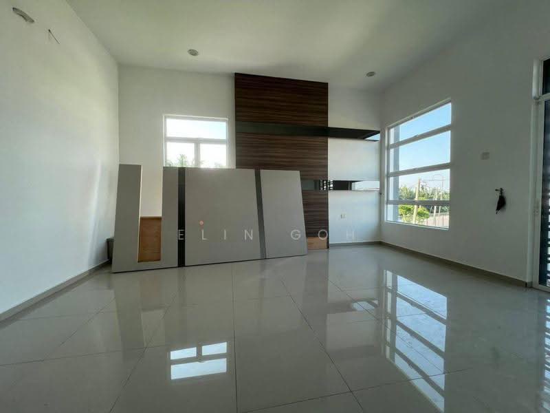 Bungalow House for Sale in Paya Rumput (Melaka) - Elin Goh - Living Room - PropertyGuru.com.my