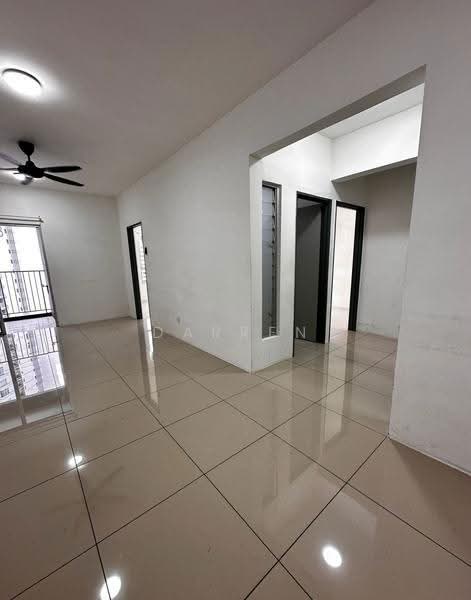 Kediaman Servis untuk Disewa di The Stone - Darren Lye - Living Room - PropertyGuru.com.my