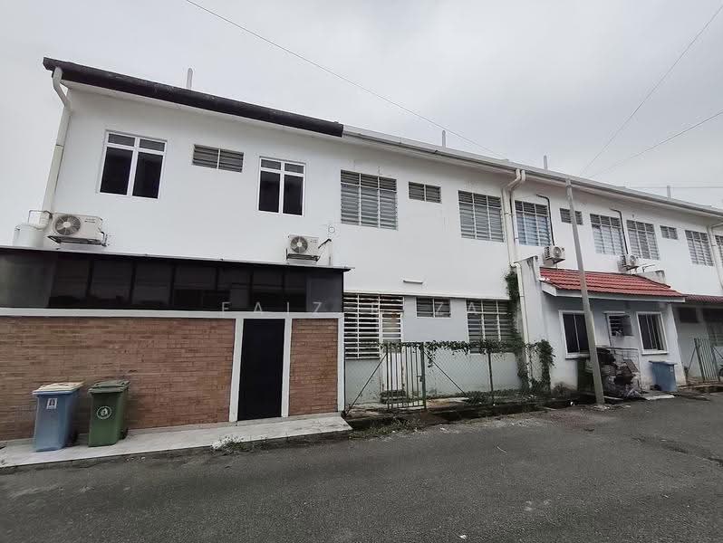 Rumah Teres 2-Tingkat untuk Disewa di Taman Langat Utama, Bukit Changgang (Banting) - FAIZ REZA - Exterior - PropertyGuru.com.my