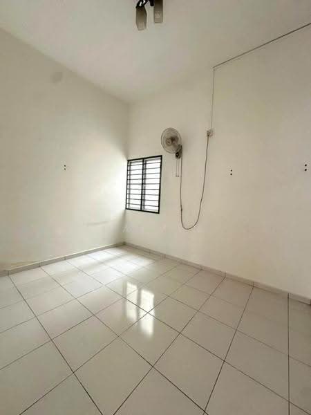 Rumah Teres 2-Tingkat untuk Dijual di Setia Tropika (Johor Bahru) - Calvin Lee - Interior - PropertyGuru.com.my