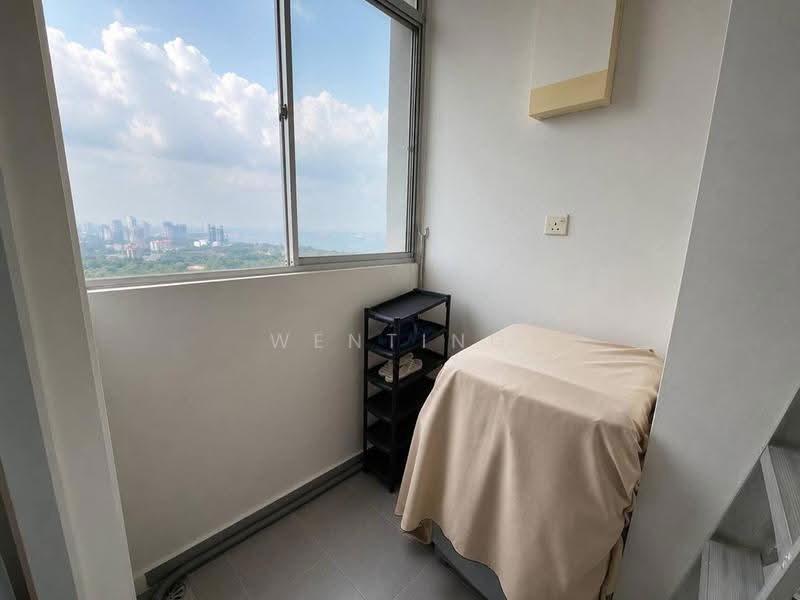 Kediaman Servis untuk Dijual di Wave @ Marina Cove - Wenting Lee - Balcony - PropertyGuru.com.my