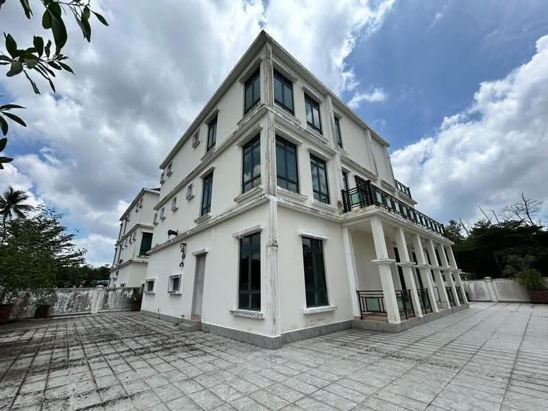 Bungalow House untuk Dijual di Taman Laguna (Johor Bahru) - Herry Goh - Exterior - PropertyGuru.com.my