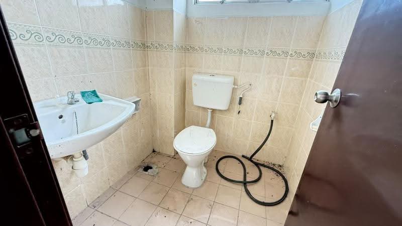 Rumah Teres 2-Tingkat untuk Dijual di Alam Perdana (Puncak Alam) - Tiffany Yang - Bathroom - PropertyGuru.com.my