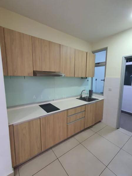 Service Residence for Rent at Meridin Bayvue Serviced Apartment - Alvin Lim - Kitchen - PropertyGuru.com.my