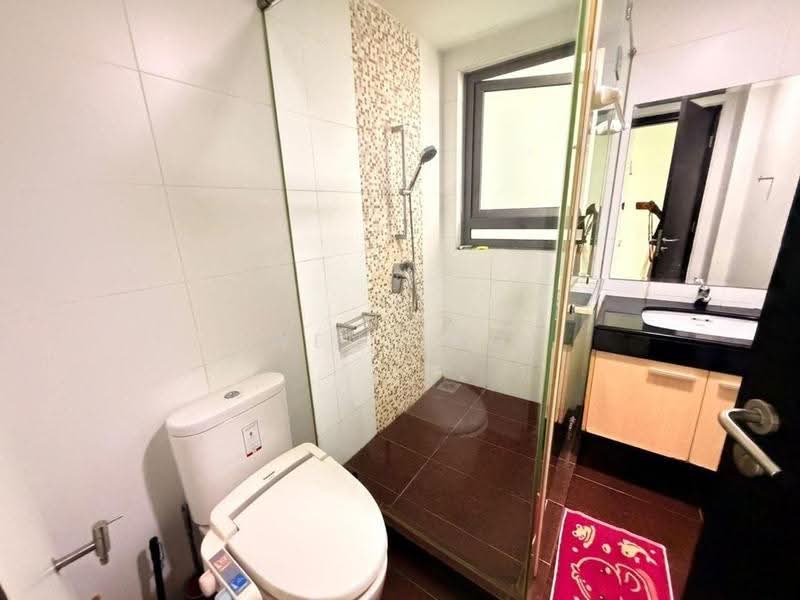 Apartment for Rent at Molek Pine 3 - Wenting Lee - Bathroom - PropertyGuru.com.my