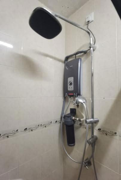 Kondominium untuk Dijual di Pelangi Utama 2 - Bryan Peng - Bathroom - PropertyGuru.com.my