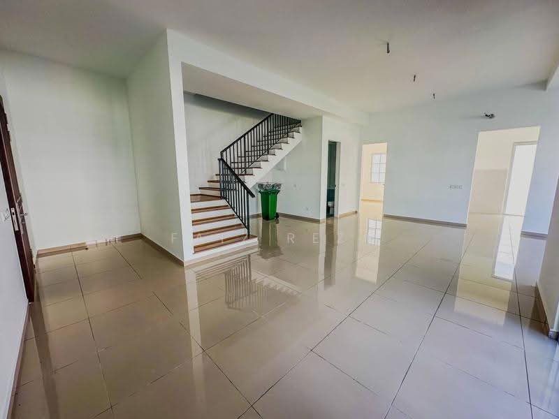 Rumah Teres 2-Tingkat untuk Dijual di Nilai Impian (Nilai) - FAIZ REZA - PropertyGuru.com.my