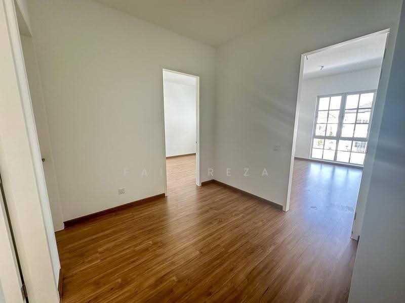 Rumah Teres 2-Tingkat untuk Dijual di Nilai Impian (Nilai) - FAIZ REZA - PropertyGuru.com.my