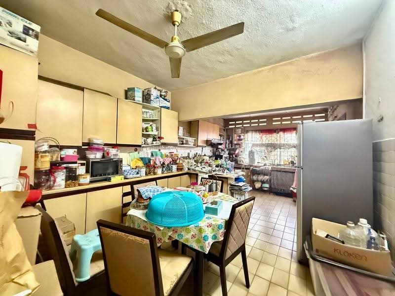 Rumah Teres 2-Tingkat untuk Dijual di Taman Tun Dr Ismail (Kuala Lumpur) - Razlina Razali - Kitchen - PropertyGuru.com.my