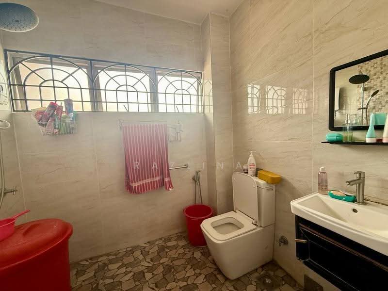 Rumah Teres 2-Tingkat untuk Dijual di Taman Tun Dr Ismail (Kuala Lumpur) - Razlina Razali - Bathroom - PropertyGuru.com.my