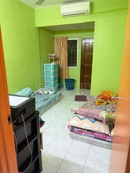 Rumah Teres 2-Tingkat untuk Dijual di Taman Seri Bahagia (Cheras) - Nicholas Lew - Bedroom - PropertyGuru.com.my