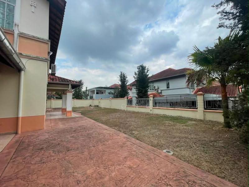 Semi-Detached House for Sale in Taman Pelangi Indah (Ulu Tiram) - JE ONG - Exterior - PropertyGuru.com.my